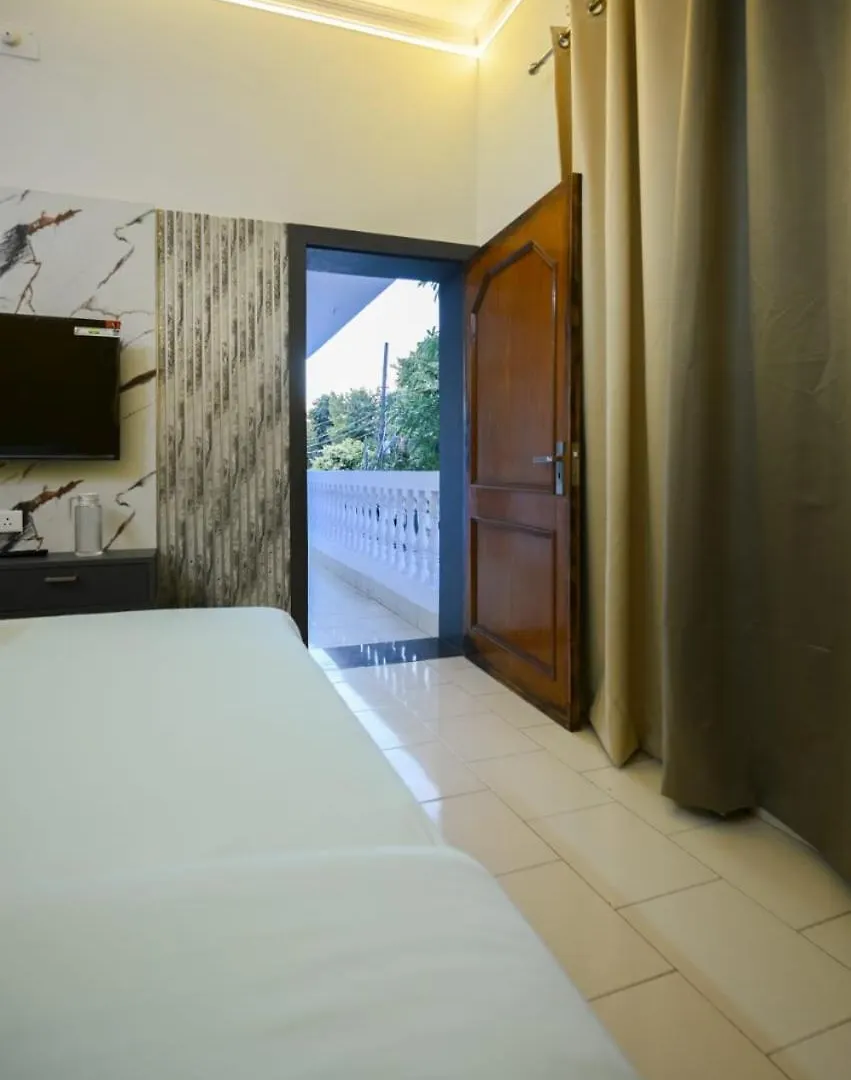 바라나시 Benaras Bliss B&B